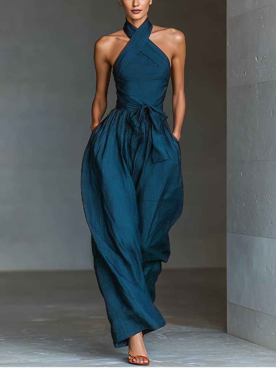 Venusta | Mono azul marino con escote halter cruzado y pierna amplia