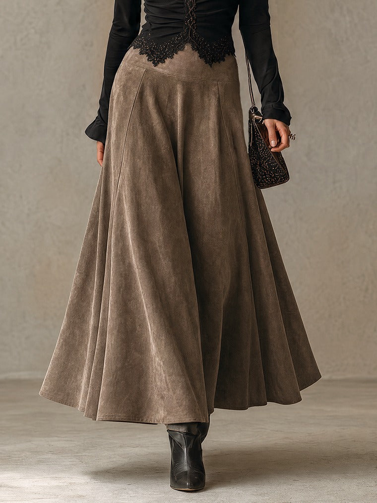 Albane | Conjunto de top con encaje y falda larga de ante en negro y topo