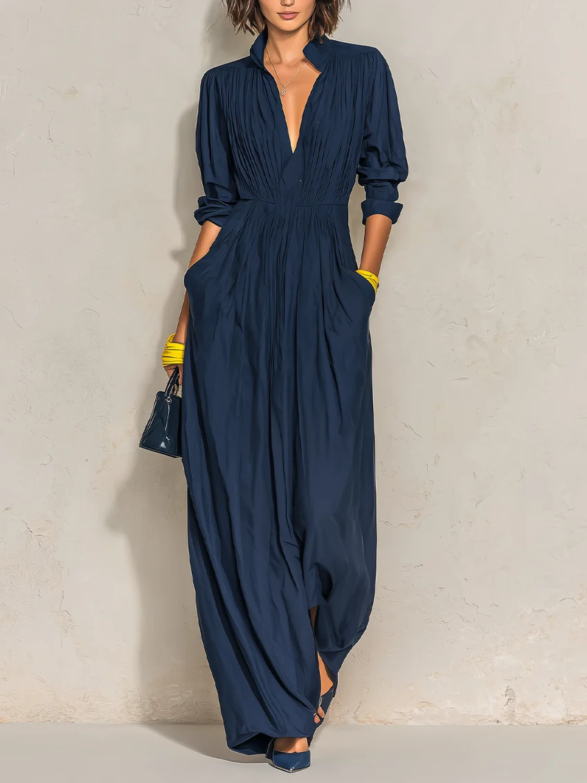 Azurine | Vestido largo plisado azul marino con escote en V