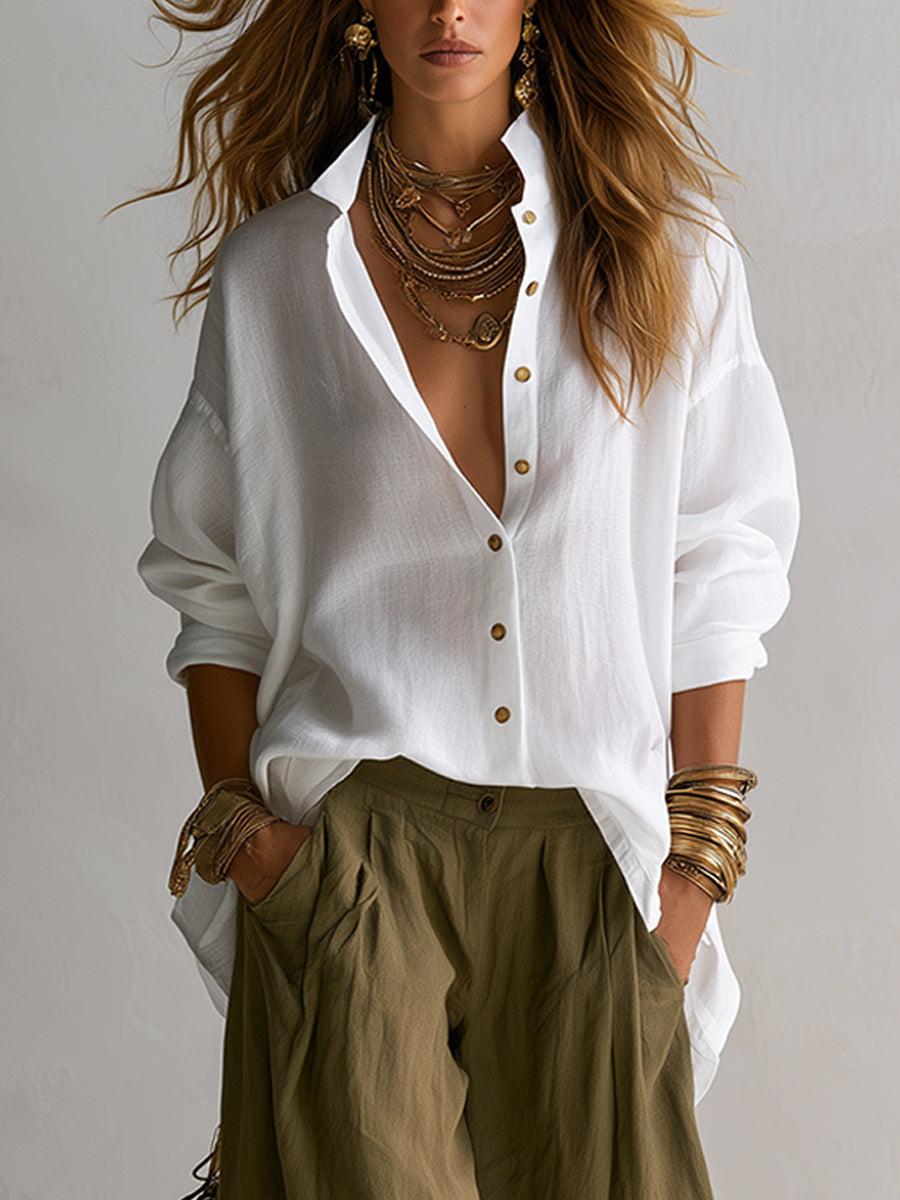 Capucine | Conjunto de blusa blanca holgada y pantalón verde oliva