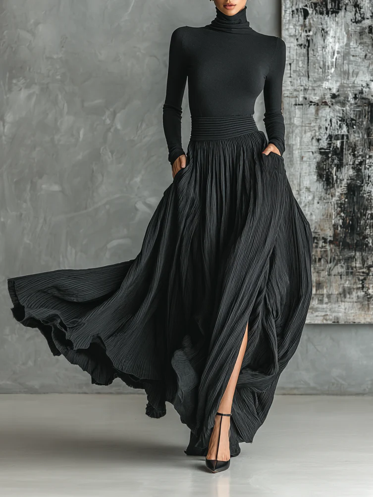Prudence | Conjunto de falda plisada y jersey negro de cuello alto