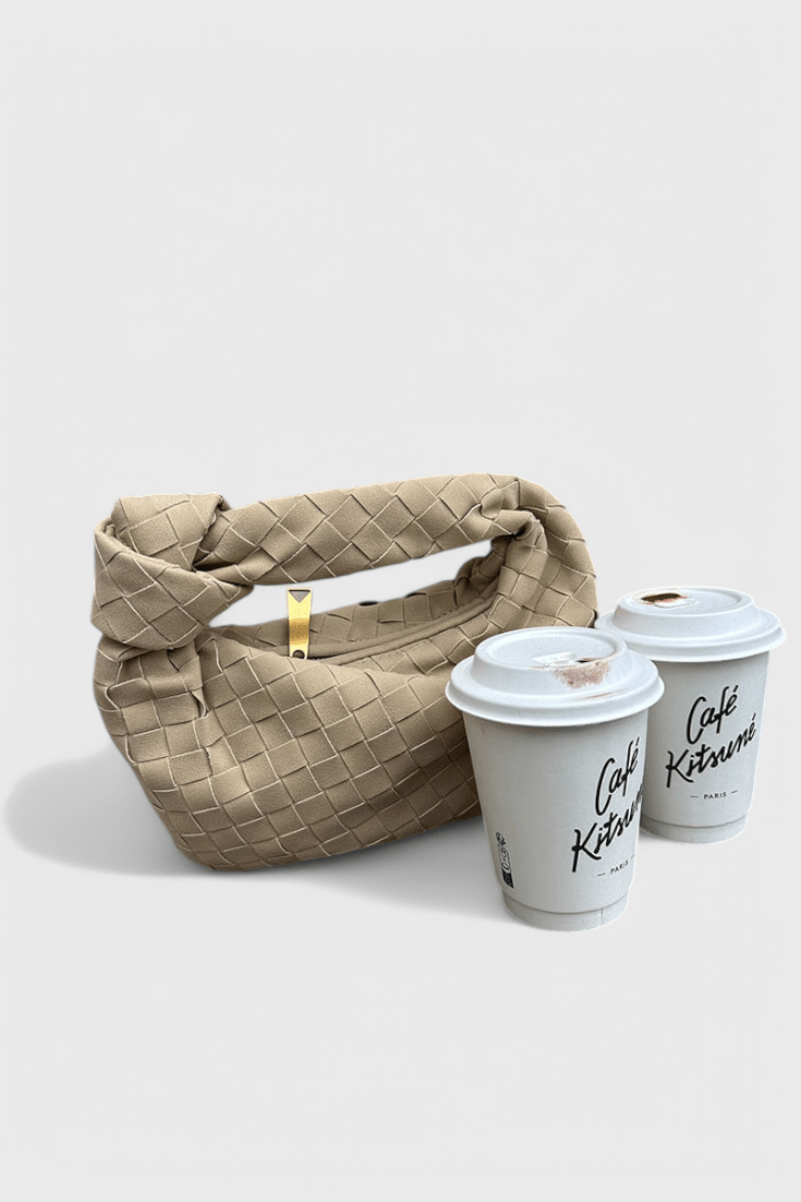 Bolso Mini Woven Remi con Detalle de Nudo
